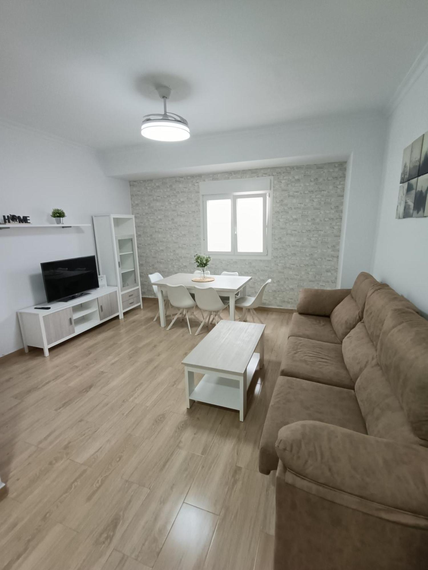 Piso Avenida Junto A La Playa Lägenhet Cádiz Exteriör bild